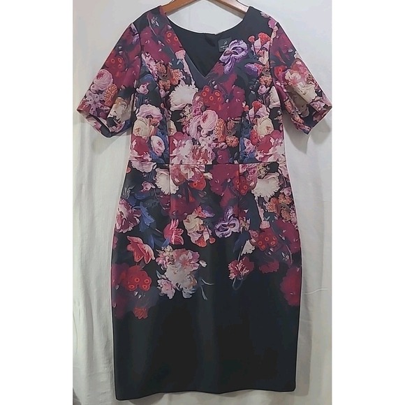 Adrianna Papell Dresses & Skirts - Adrianna Papell Floral Printed Scuba Sheath Dress Knee Stretch Short Slv Sz 16W